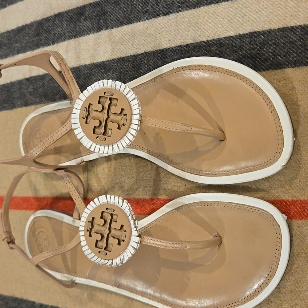 Tory Burch Miller Fringe T Strap Sandal Sz 10M - Picture 6 of 7
